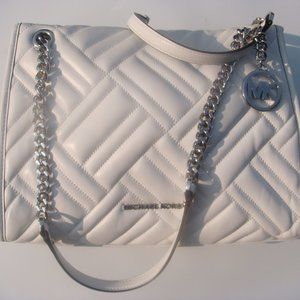 MICHAEL KORS KATHY LARGE OPTIC WHITE LEATHER SHOULDER BAG